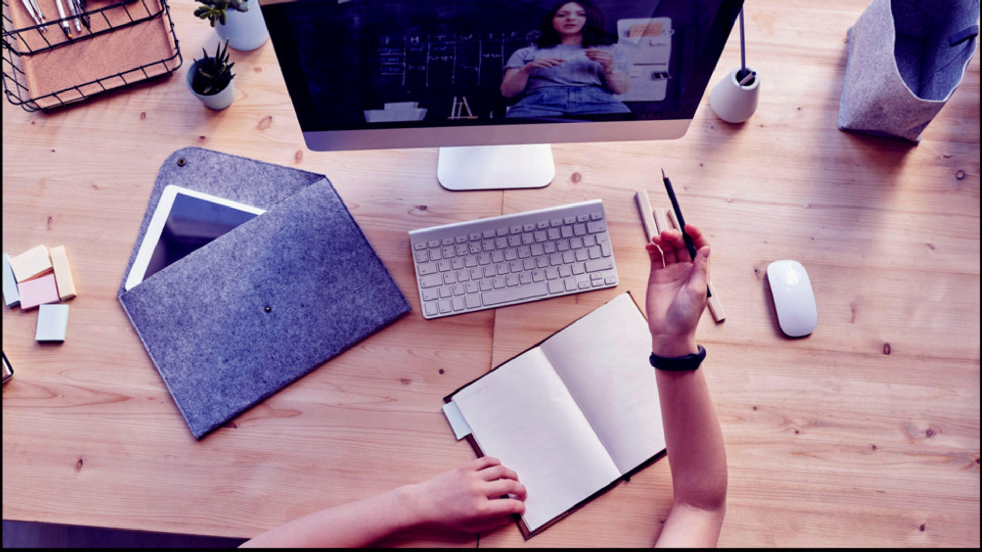 11 benefits of CRM in higher education institutions